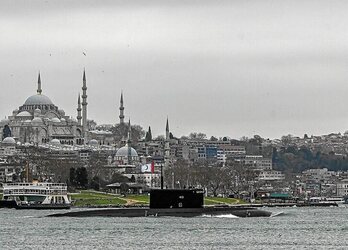 Turquía cerrará el paso por el estrecho del Bósforo a todas las fragatas implicadas en el conflicto.
