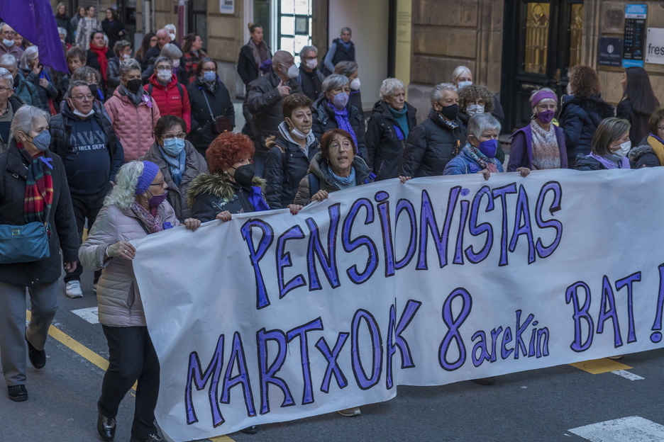 Pentsiodunek ere berdintasunaren alde egin dute. Irudia Donostiakoa da.