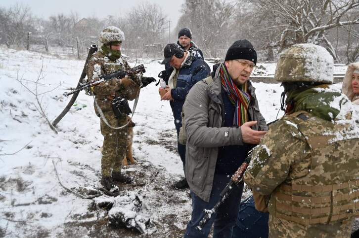 Soldados ucranianos, en la ciudad de Irpin.
