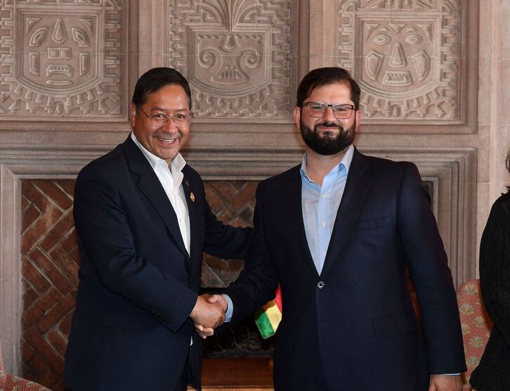 Luis Arce junto a Gabriel Boric el pasado 11 de marzo en Santiago de Chile.