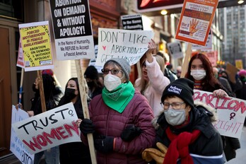 Manifestación por el derecho al aborto en Chicago, Illinois.