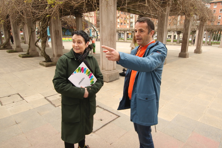 Jone Goirizelaia y Bruno Zubizarreta, concejales de EH Bildu en el Ayuntamiento de Bilbo.