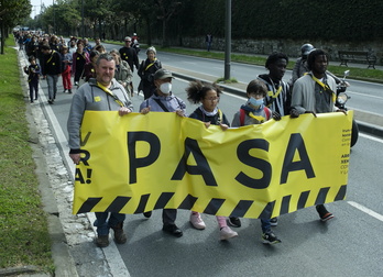 Pasaia eta Donostia arteko arrazakeriaren eta xenofobiaren aurkako martxa.