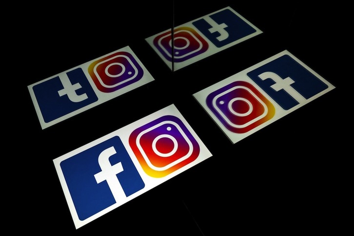 Los logotipos de las redes sociales estadounidenses Facebook e Instagram.