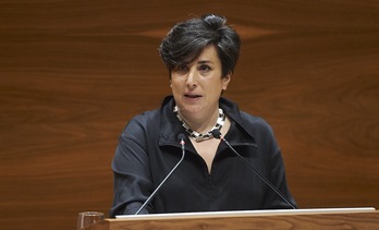 María Solana, de Geroa Bai, en su intervención de esta mañana en el Legislativo navarro.