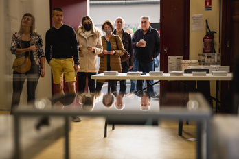 Jornada de votación en Kanbo, donde ganó Macron pero Le Pen llegó segunda.