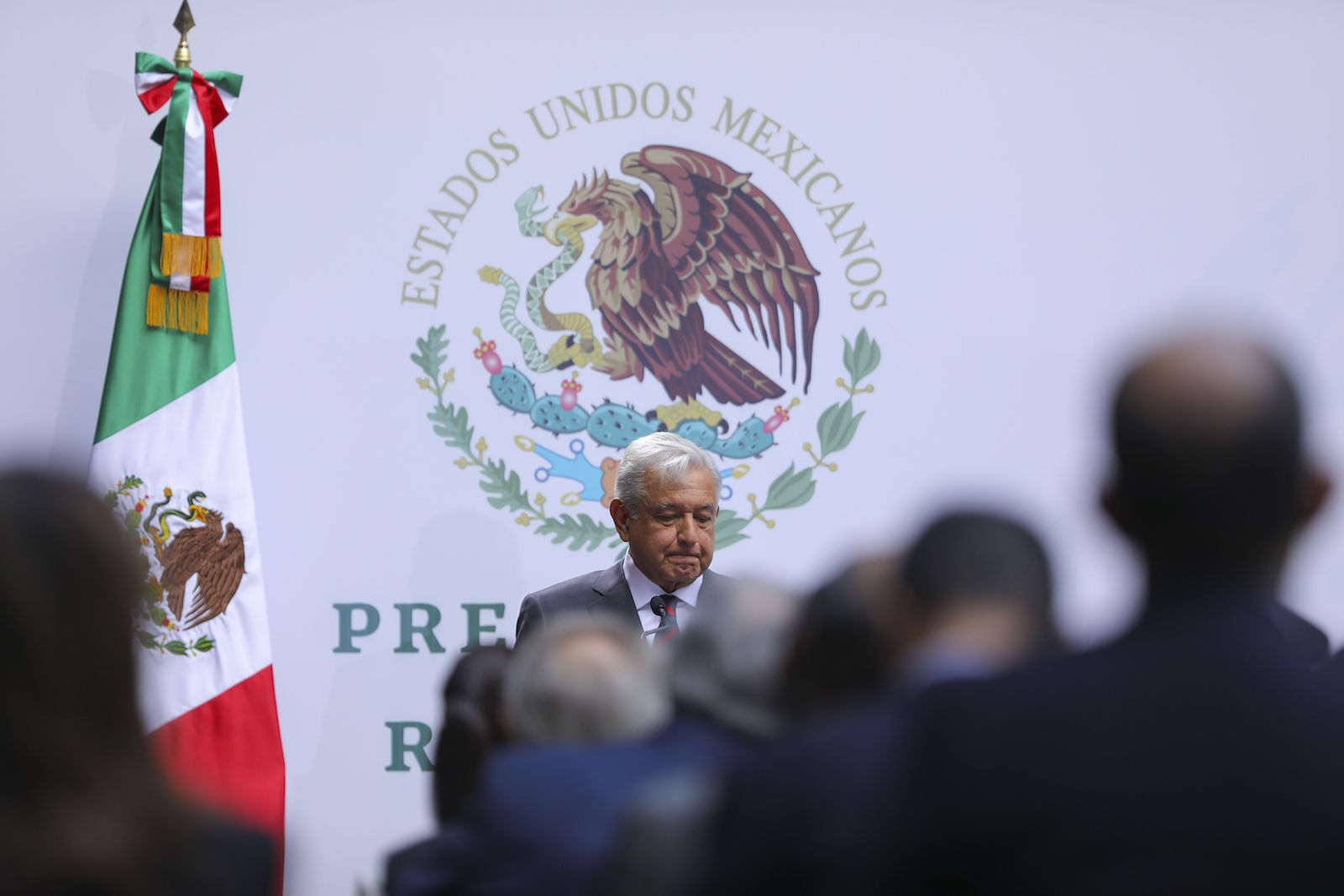 El presidente de M&eacute;xico, Andr&eacute;s Manuel L&oacute;pez Obrador, en una comparecencia en Ciudad de M&eacute;xico. (Agust&iacute;n CUEVAS/AFP)