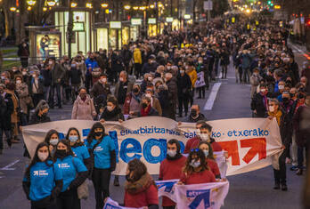 EPPK agradece expresamente el apoyo a los presos en la calle, con movilizaciones como esta del 8 de enero en Donostia.