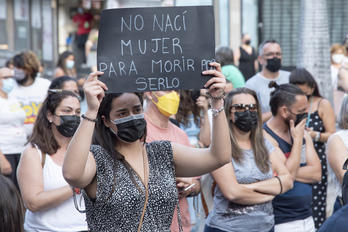 Imagen de archivo de una protesta contra los feminicidios y la violencia machista en Tenerife.