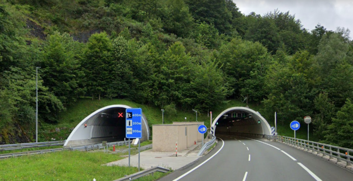 Túneles de San Lorentzo-Larre.