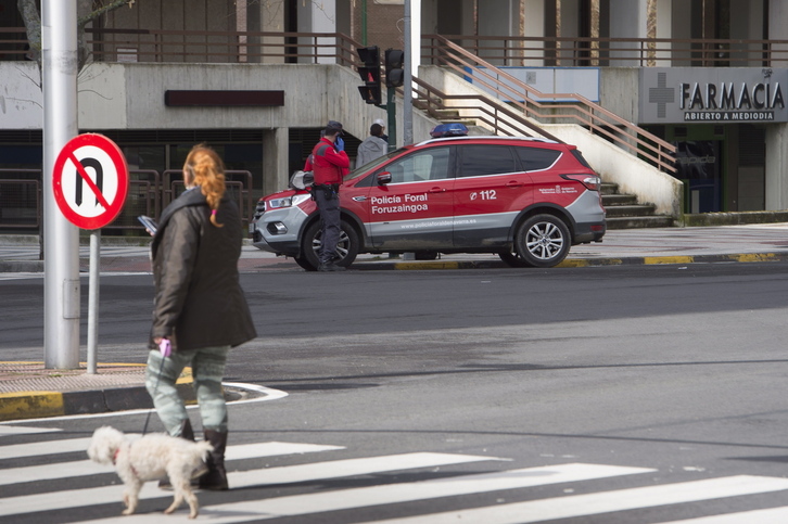 Una patrulla de la Policía Foral en Iruñea. 