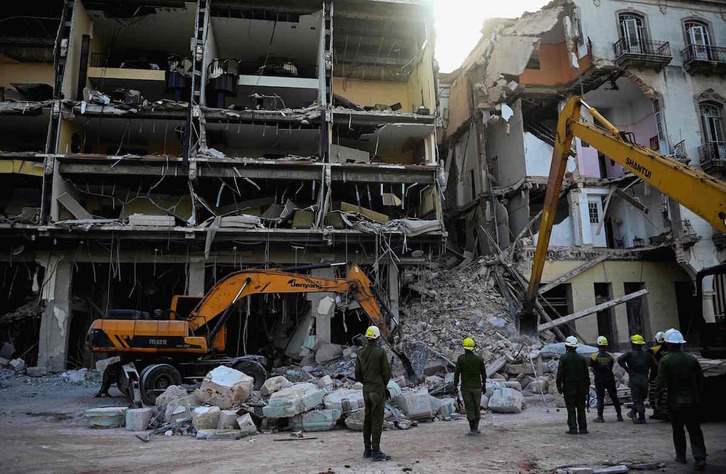 Graves destrozos en el hotel Saratoga de La Habana.