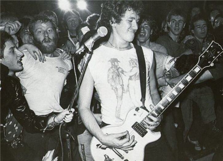 Steve Jones, autor de ‘Lonely Boy’ y guitarra de los Sex Pistols.