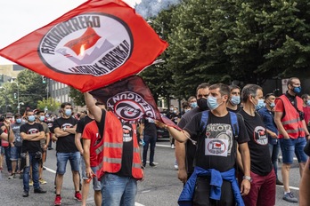 Trabajadores de Petronor en una movilización que tuvo lugar en Bilbo en junio de 2021.