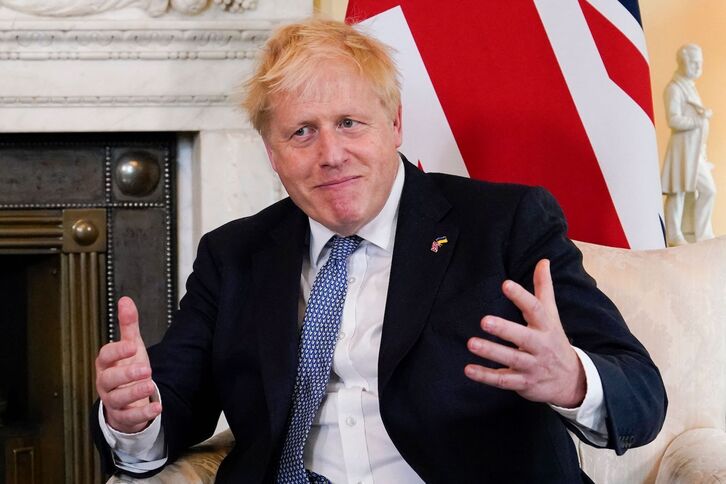 Imagen del primer ministro británico este lunes en Downing Street.