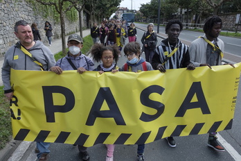 Última marcha anual entre Pasaia y Donostia contra el racismo y las políticas de exclusión.
