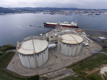 Terminal de gas licuado en Mugardos (Galiza).