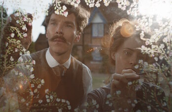 El matrimonio Wain, con Benedict Cumberbatch y Claire Foy.