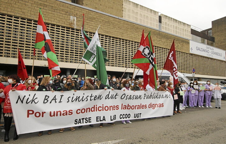 Osasun publikoaren defentsan sindikatuek egindako mobilizazioa, artxiboko irudi batean.