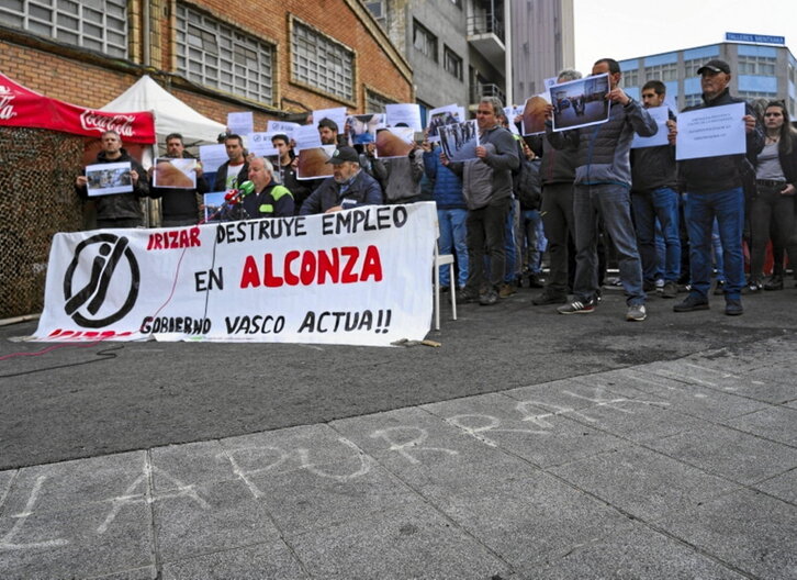 Movilización de la plantilla de Alconza en abril.