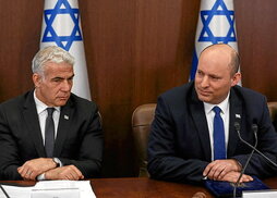 Yair Lapid y Naftali Bennett, ayer.