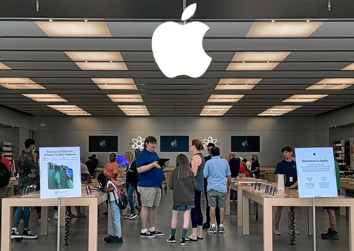 Towson hiriko Apple-ren saltokian langileek sindikatzeko eskubidea lortu zuten duela egun batzuk.