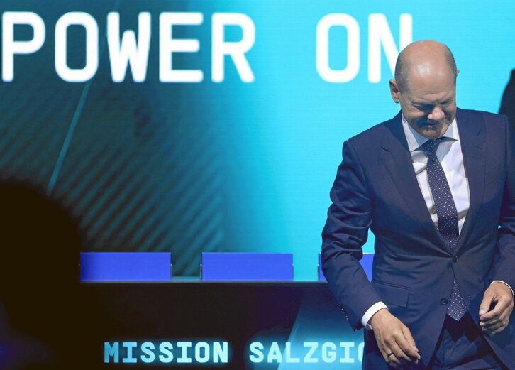 El canciller Olaf Scholz  en la inauguración de la fábrica de baterías de VW en Salzgitter.