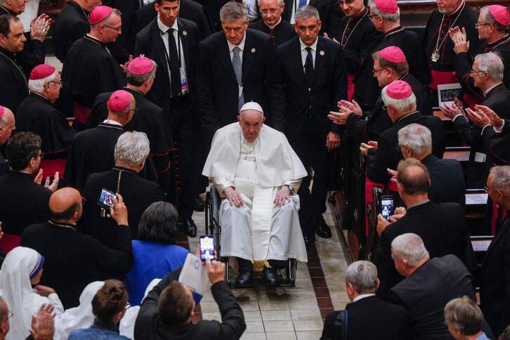 El papa Francisco saliendo de la la basílica-catedral de Notre-Dame de Quebec, el pasado 28 de julio.