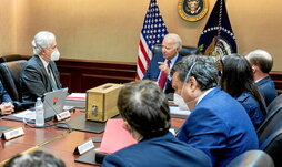 Imagen de la reunión del 1 de julio en la que Biden dio el visto bueno a su equipo de seguridad nacional para matar a Al-Zawahiri.