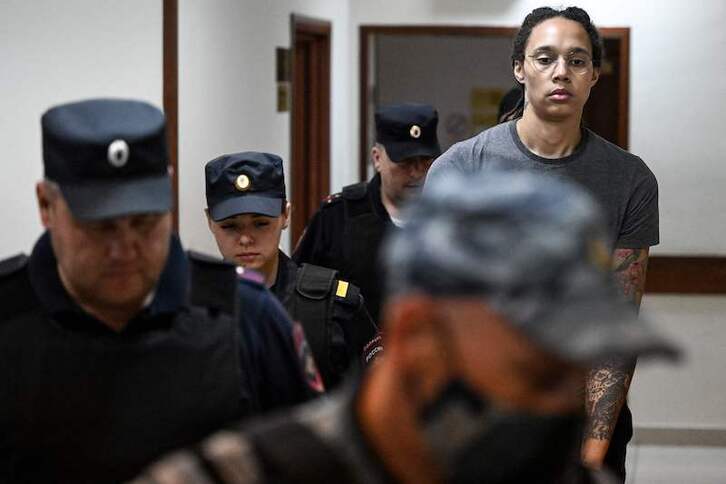 Griner, entrando al tribunal en el que ha sido juzgada este jueves.