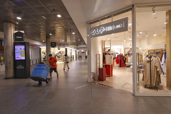 Imagen de un centro comercial en Gipuzkoa.