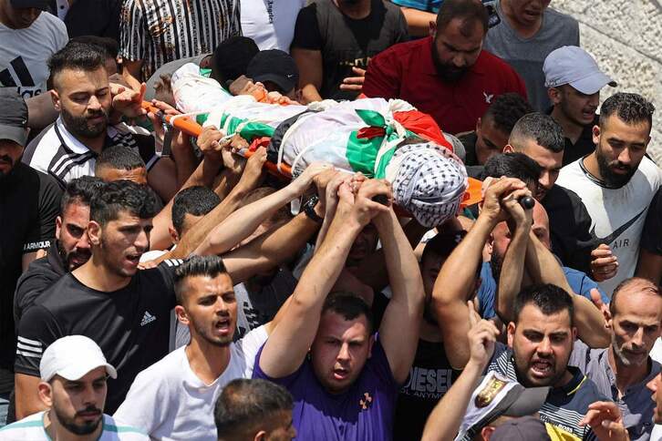 Funeral de unas de las víctimas que se ha cobrado la ofensiva israelí sobre Gaza.