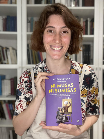 La divulgadora artística Helena Sotoca, autora de 'Ni musas ni sumisas'.