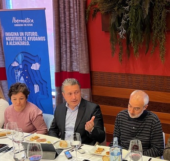 El director general de Ibermática, Juan Ignacio Sanz, en un encuentro con medios de comunicación en Bilbo el pasado mes de abril.