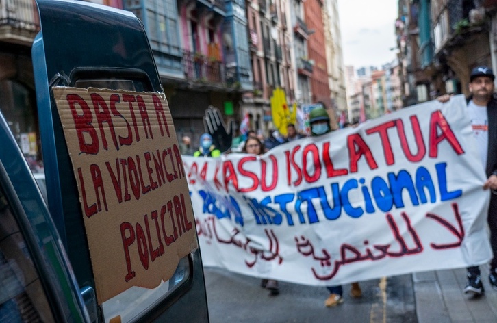 Manifestación en Bilbo en el Día Internacional contra el Racismo.