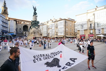 Abuztuko azken ostiraleko elkarretaratzea Gasteizen.