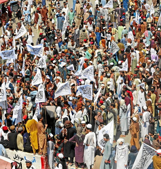 Celebración de la victoria talibán en la ciudad de Jalalabad.