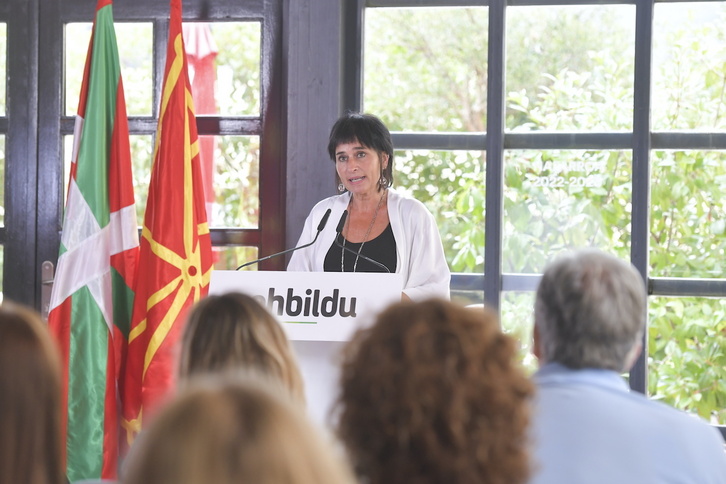 Laura Aznal, durante su intervención en el acto con el que EH Bildu Nafarroa ha dado inicio al curso político.