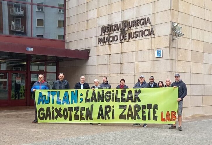 Concentración de LAB en los juzgados de Eibar.