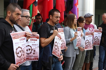 Rueda de prensa de CCOO, LAB, UGT, CGT, CNT y ESK para anunciar la nueva convocatoria de huelga en el Metal de Bizkaia.