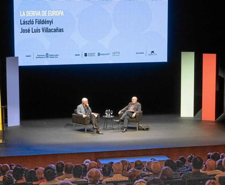 Làzló Földényi y José Luis Villacañas, ayer en el Baluarte.