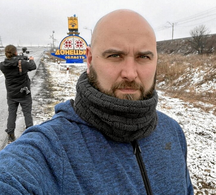 Antes de su detención, en la frontera de Ucrania.