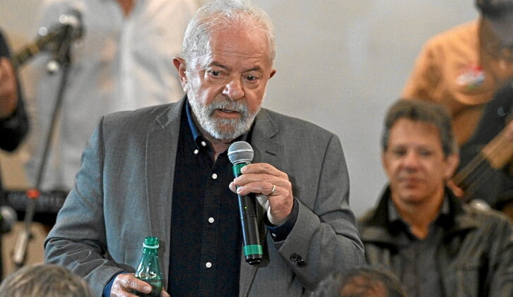 Lula da Silva habla durante un encuentro en una iglesia evangélica en Sao Paulo.