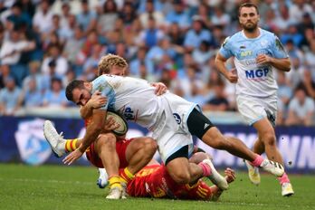 Gaetan Germain fue el nombre propio del Aviron, al anotar 19 puntos frente al Perpignan.