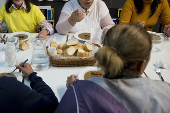 El comedor social París 365, en Iruñea, referencia de los efectos de la exclusión y la pobreza.