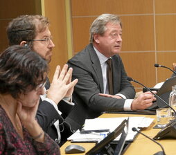 Bingen Zupiria, en el Parlamento.