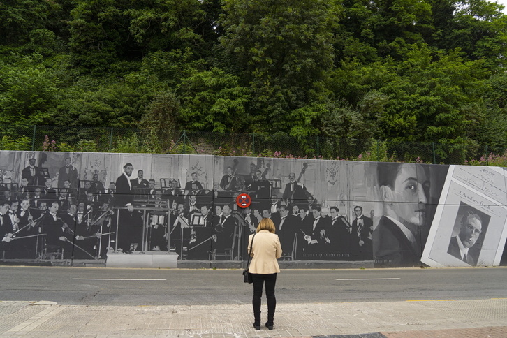 Imagen del mural situado cerca de Itsasmuseum, una de las iniciativas con motivo del centenario de la VOS.