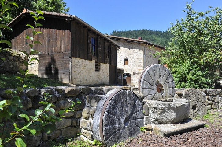 Joxe Miguel Barandiaran museoa Ataunen, artxiboko irudian.