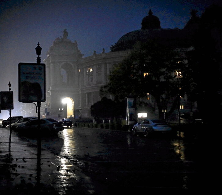 La ciudad de Odesa, a oscuras.