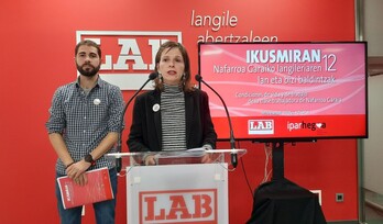 Larrañaga y Karrera, en la presentación del informe sobre las condiciones de vida de la clase trabajadora de Nafarroa.